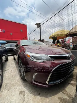 Toyota Avalon XLE FWDSedan (3.6L 6cyl 6A) 2016 Burgundy