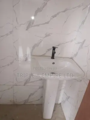3bdrm Apartment in Jahi for rent