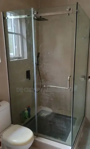 10mm Tempered Glass L-Shape Shower Cubicle | Silver Accessories