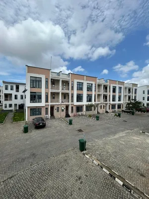 4bdrm Duplex in Ikate for sale