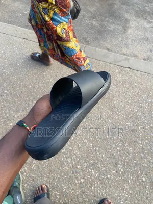 Comfortable Men Slippers – Quality Casual Slides