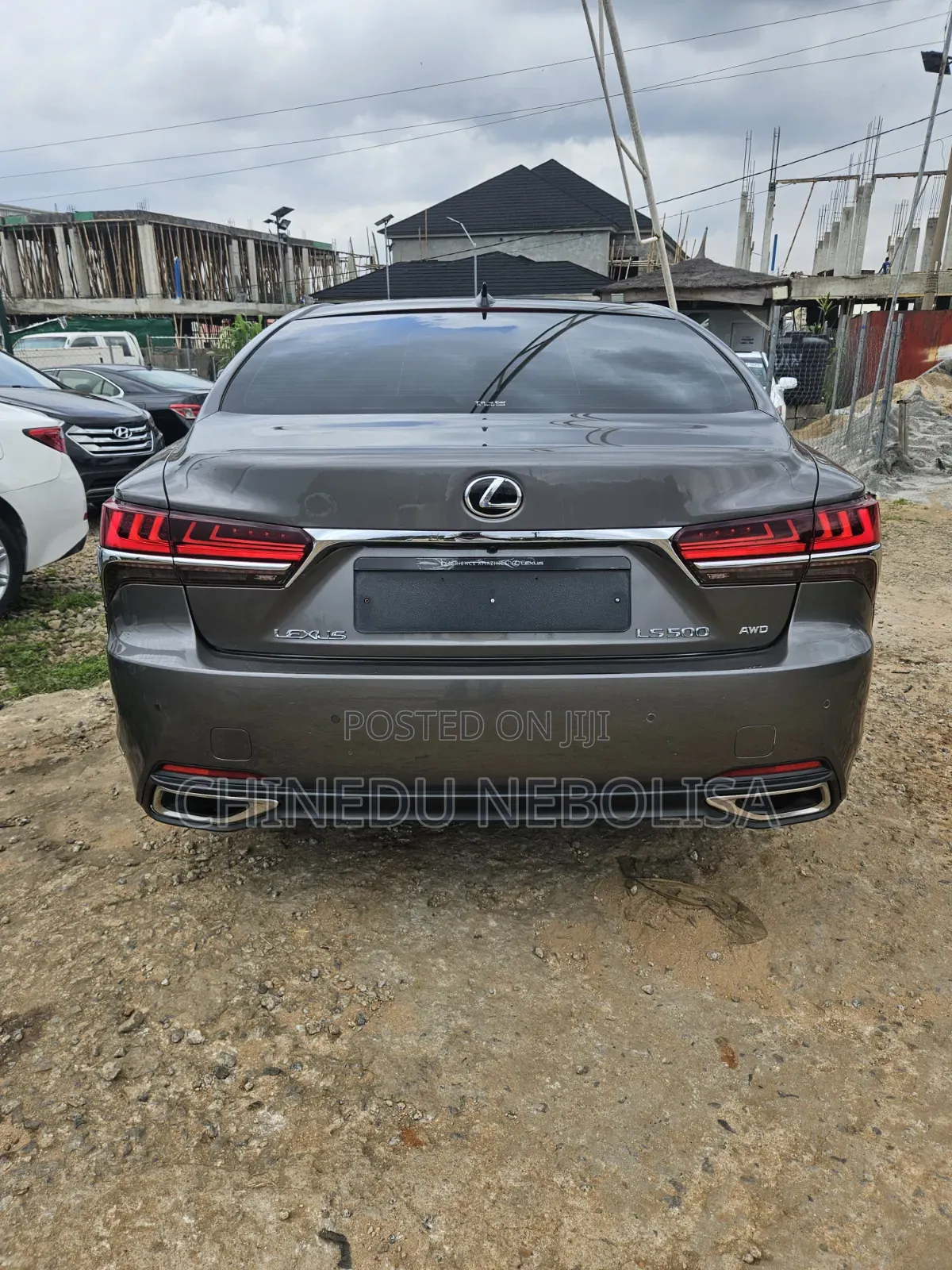 Lexus LS 2018 Gold
