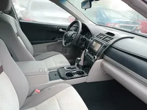 Toyota Camry 2014 Silver
