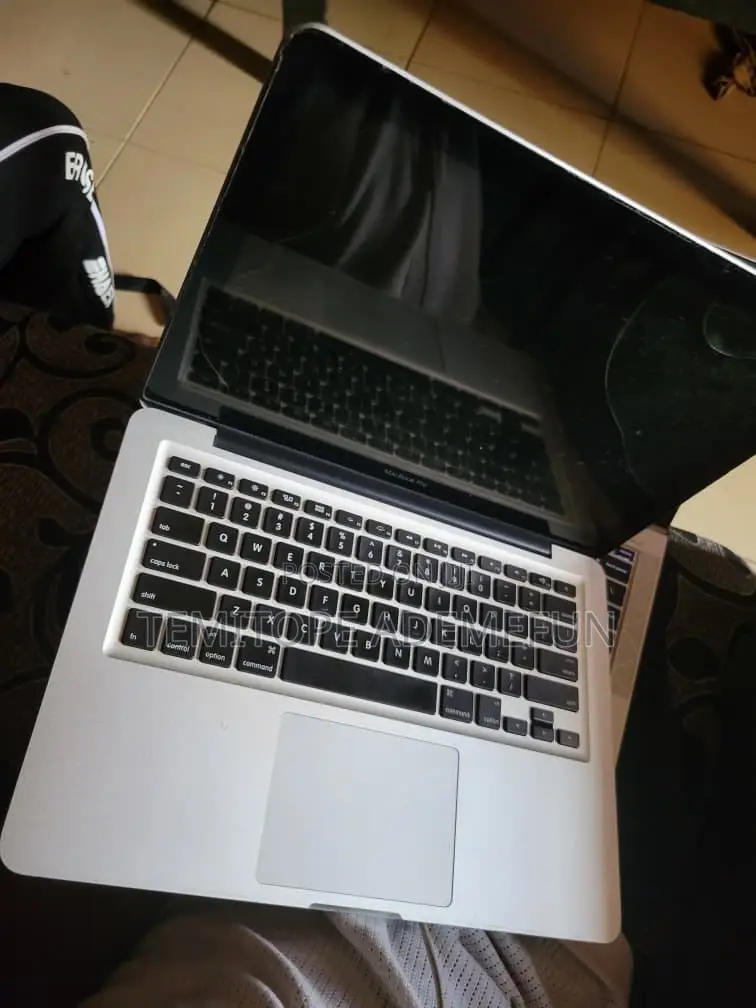 Laptop Apple MacBook 2012 8GB Intel Core i5 HDD 500GB