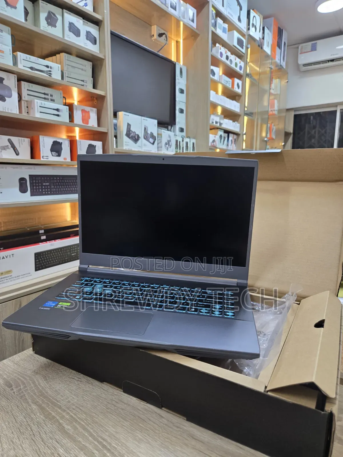 Laptop MSI 16GB Intel Core i5 SSD 512GB