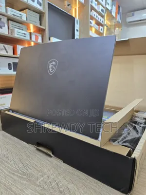 Laptop MSI 16GB Intel Core i5 SSD 512GB