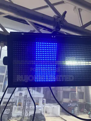 Professional LED Strobe Light – High-Intensity Stage & Event Lighting