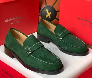 Premium Green Suede Men’s Loafers – Stylish Luxury Casual Shoes