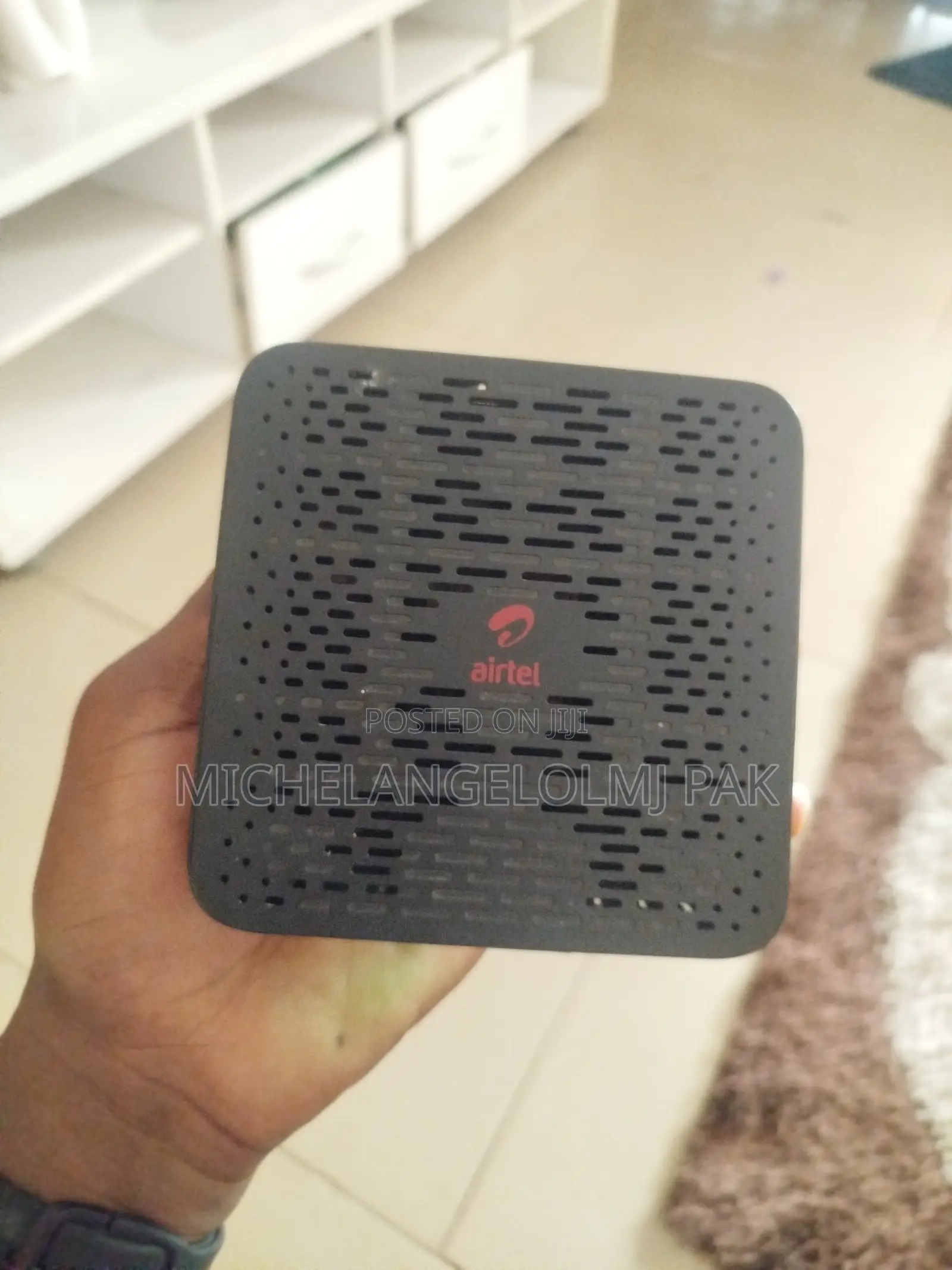Airtel Smart Box With 3 Weeks Unlimited Data