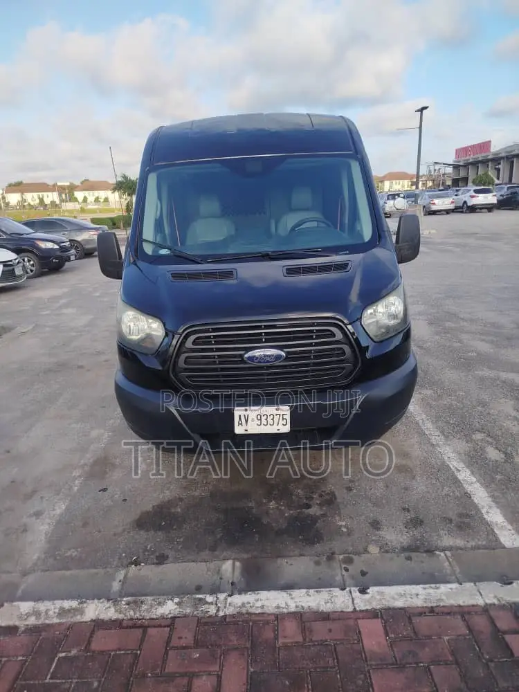 Ford Transit 2017 Black