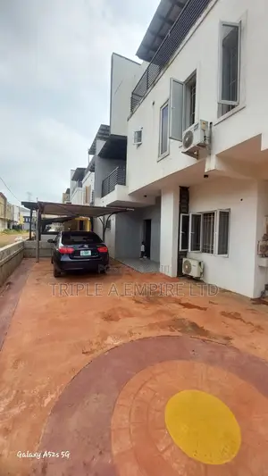 3bdrm Duplex in Dawaki for sale