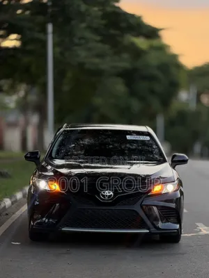 Toyota Camry 2018 Black