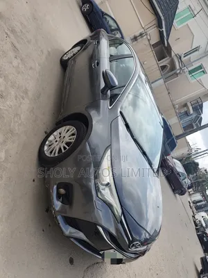 Toyota Avensis 2020 Gray