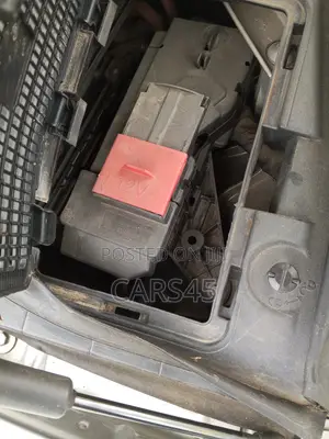 Mercedes-Benz C300 2023 Gray