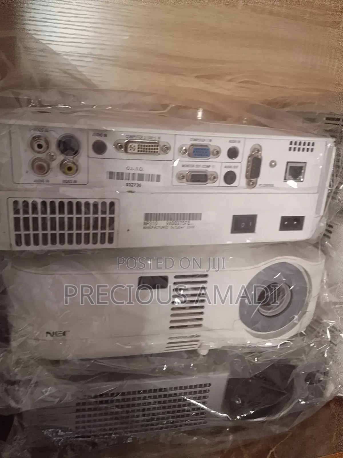 NEC Projector