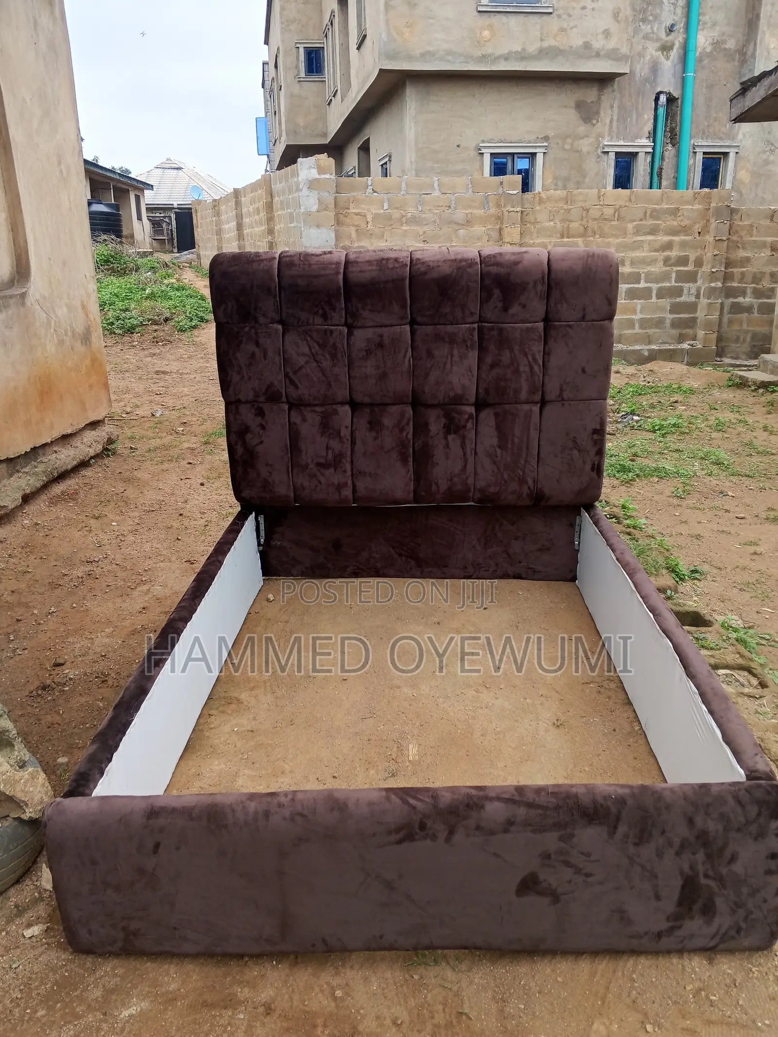 41⁄2 by 6 Upholstery Bedframe