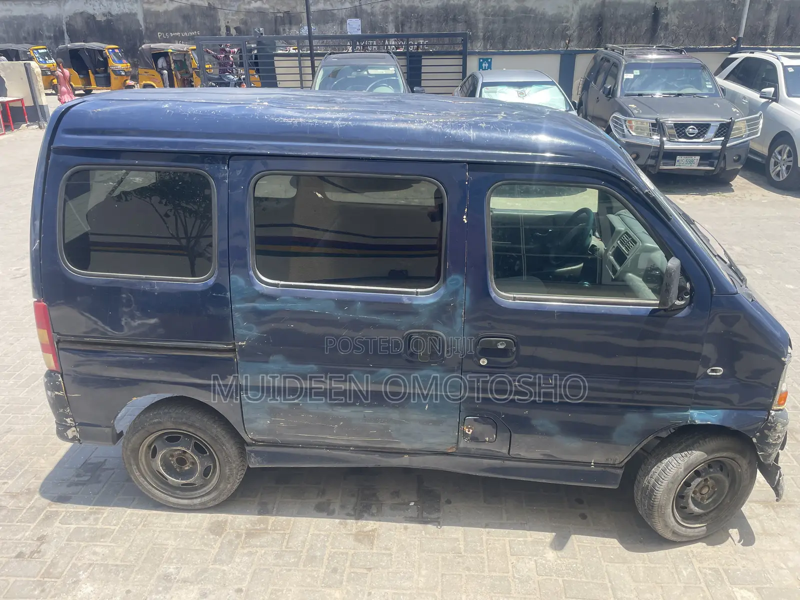 Suzuki APV Minibus 2006 Blue