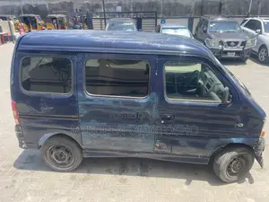 Suzuki APV Minibus 2006 Blue