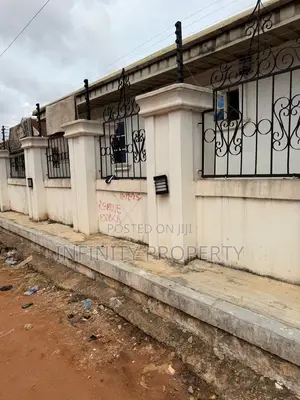 2bdrm Block of Flats in Sapele Road. Pz, Benin City for sale