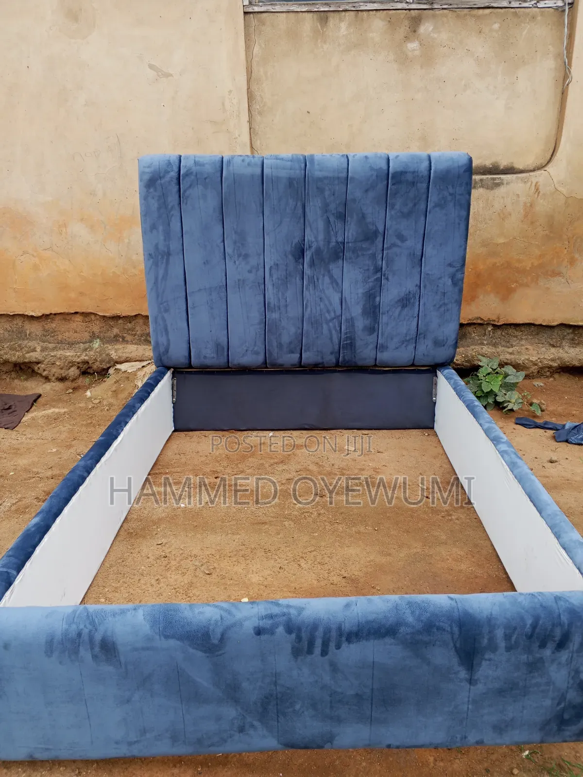 41⁄2 by 6 Upholstery Bedframe