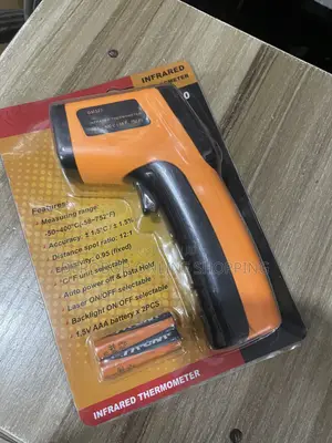 Infrared Thermomometer Gm320