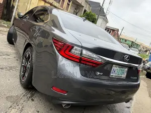 Lexus ES 2013 Gray