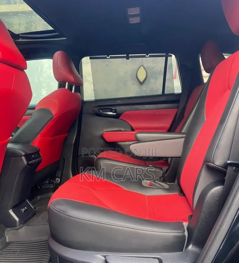 Toyota Highlander XSE 2021 Black