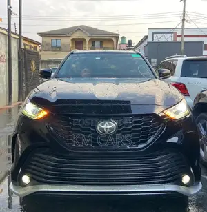 Toyota Highlander XSE 2021 Black