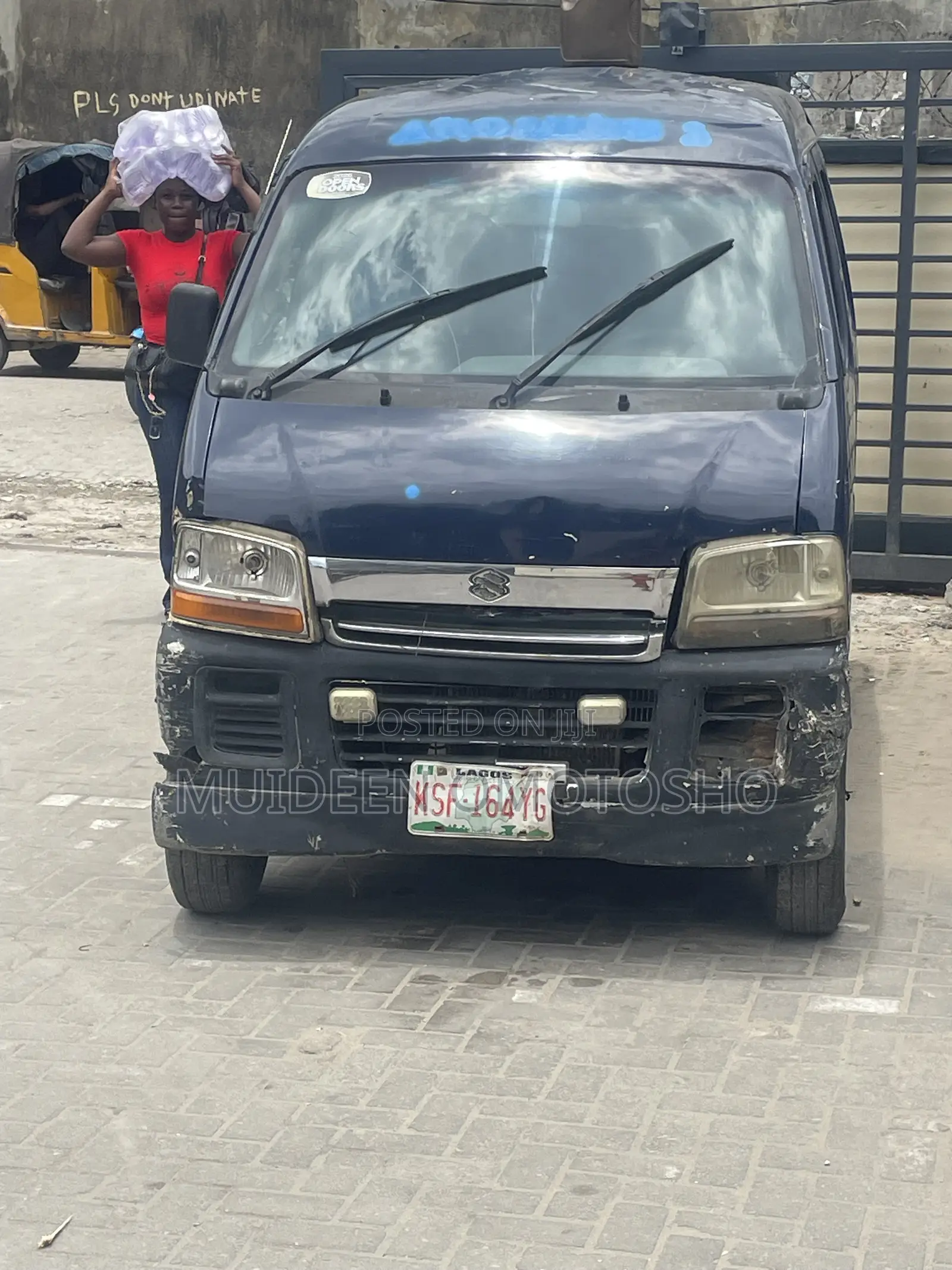 Suzuki APV Minibus 2006 Blue