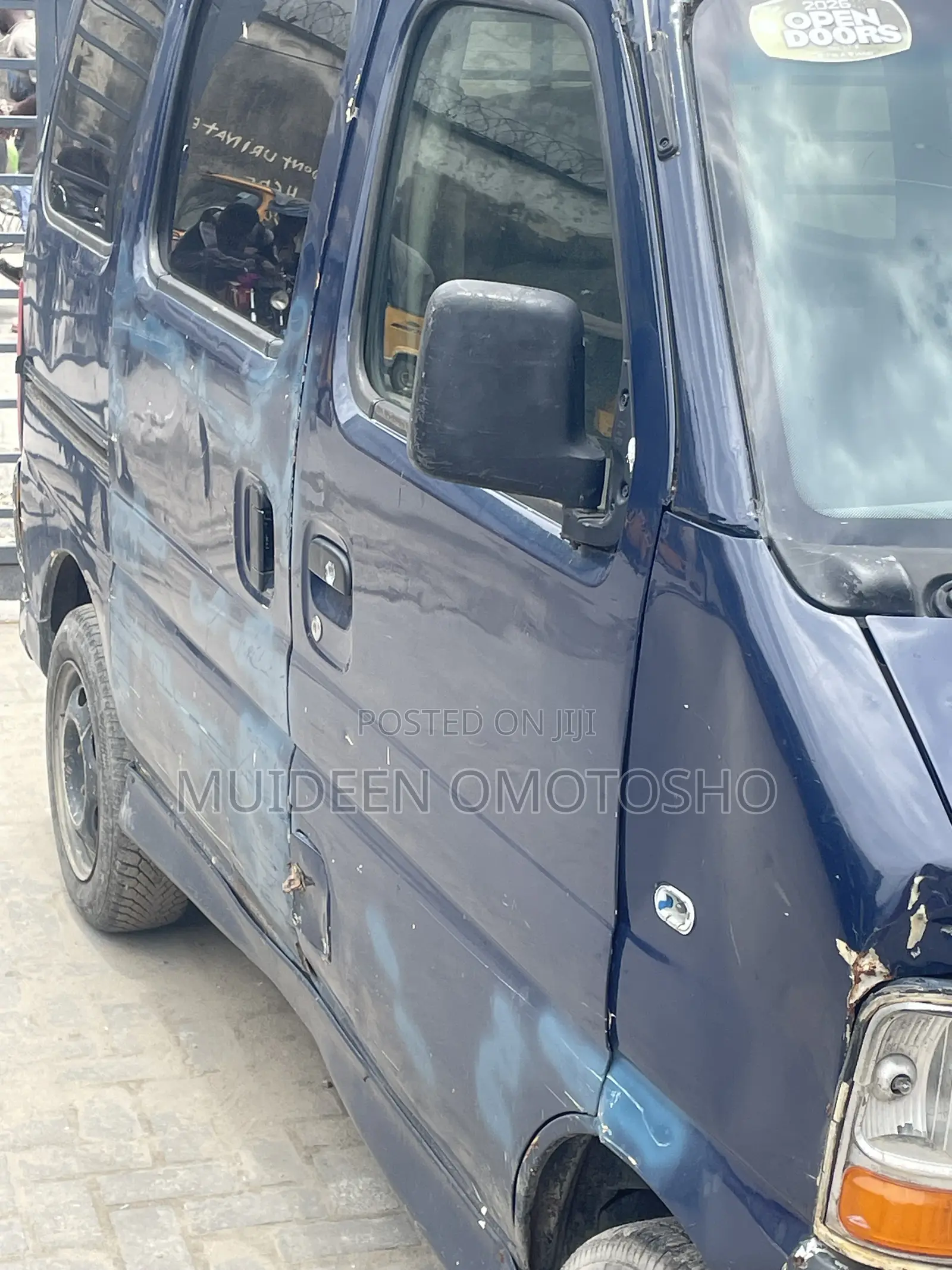 Suzuki APV Minibus 2006 Blue