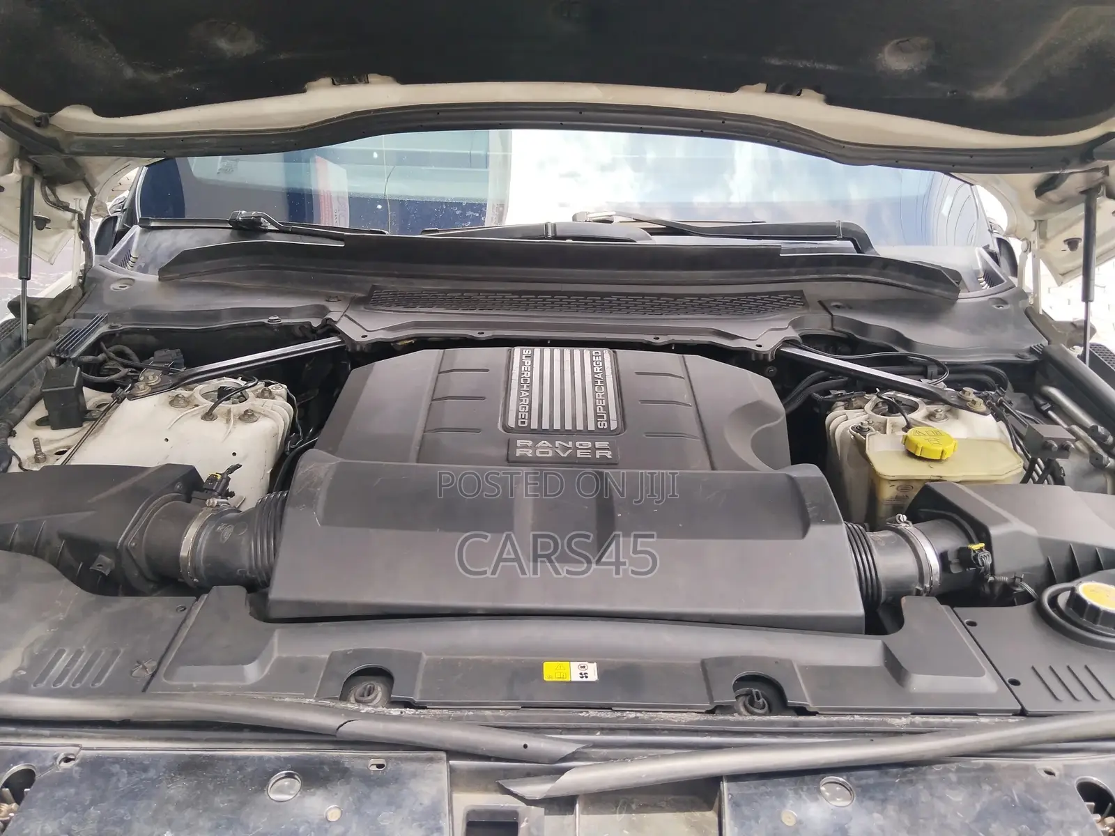 Land Rover Range Rover 2013 White