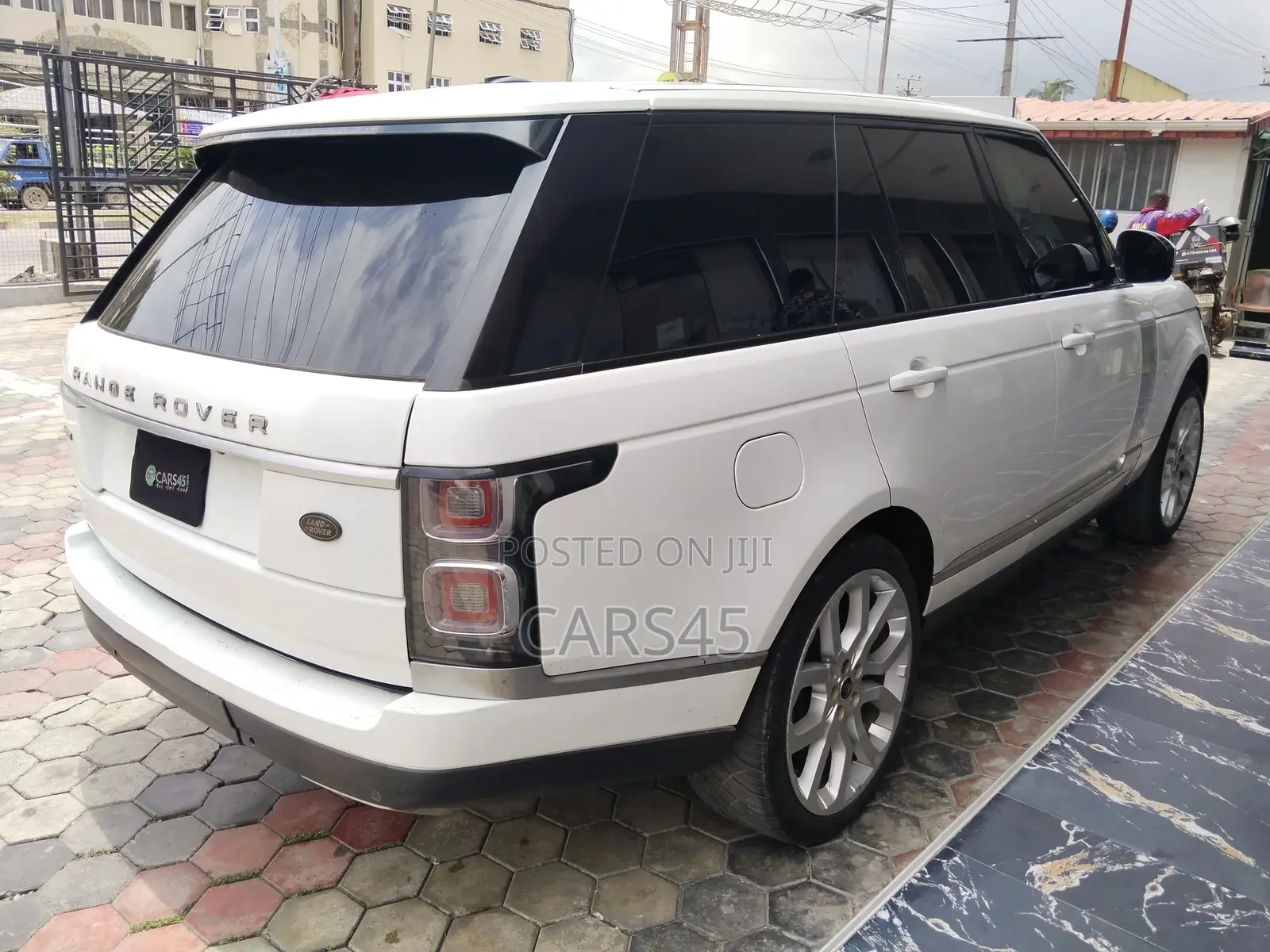 Land Rover Range Rover 2013 White