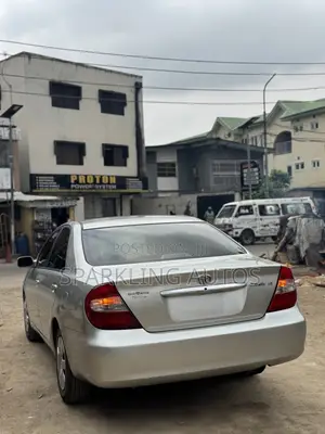 Toyota Camry 2004 Silver