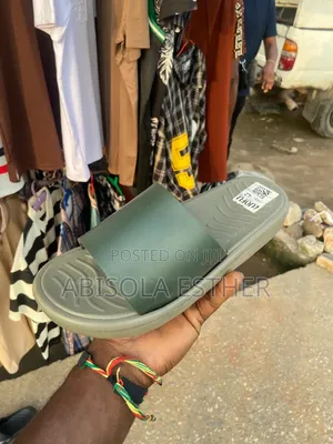 Quality Men Slides – Smart Look & Comfortable Fit