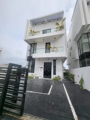 Furnished 5bdrm Duplex in Chevron for sale