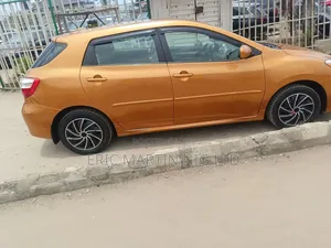 Toyota Matrix 2010 Orange