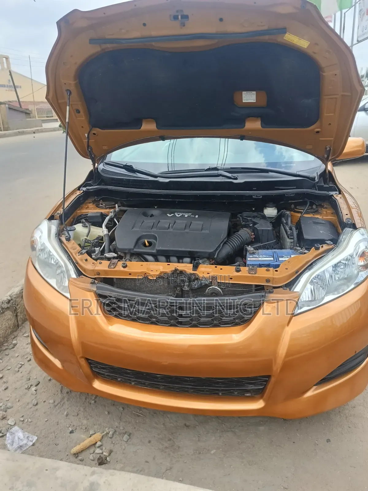 Toyota Matrix 2010 Orange