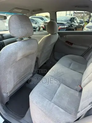 Toyota Corolla LE 2004 Silver