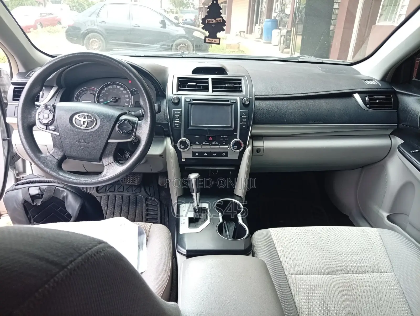 Toyota Camry 2014 Silver