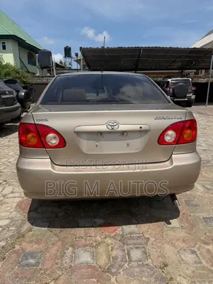 Toyota Corolla 2004 Gold