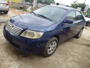 Toyota Corolla 2004 Blue