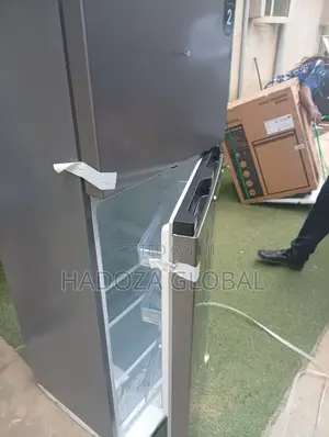 Hisense Quality Fridge Freezer With Double Door Design