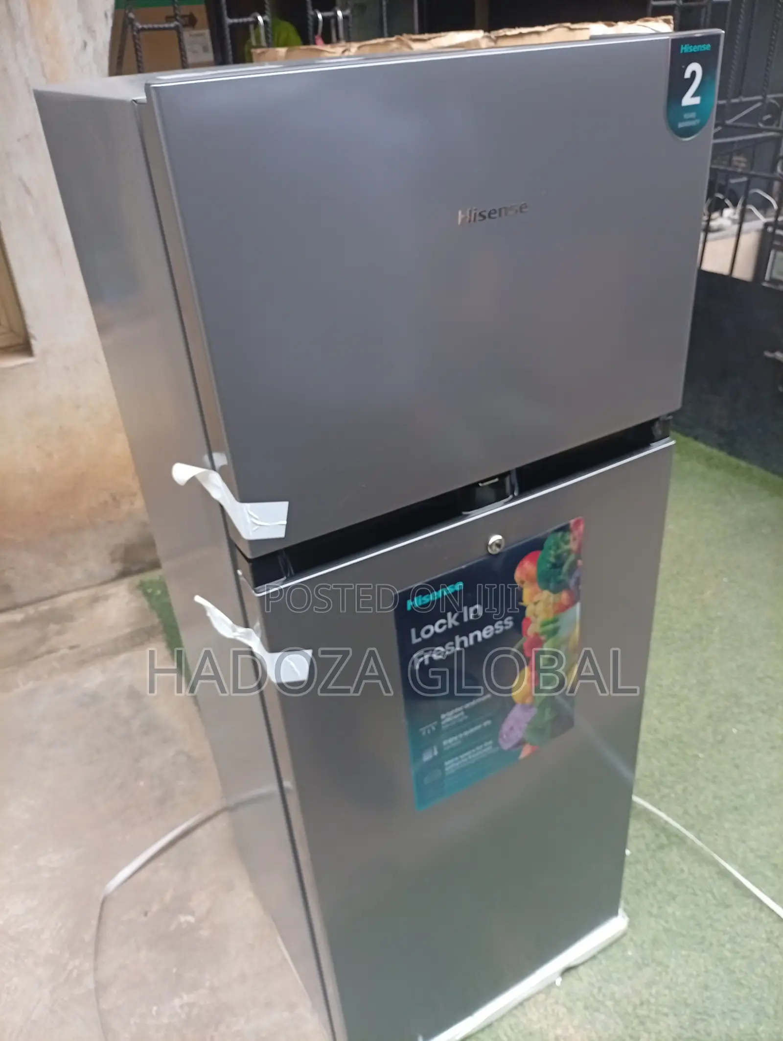 Hisense Home Refrigerator Freezer With Spacious Compartments