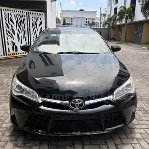 Toyota Camry SE 4dr Sedan (2.5L 4cyl 6A) 2017 Black
