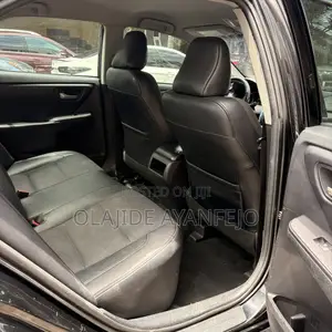 Toyota Camry SE 4dr Sedan (2.5L 4cyl 6A) 2017 Black