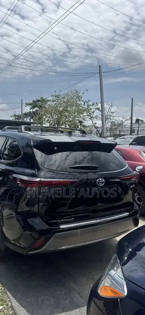 Toyota Highlander Platinum AWD 2024 Black