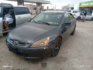 Honda Accord 2005 Gray