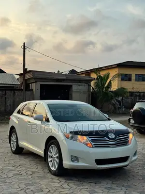 Toyota Venza 2011 White