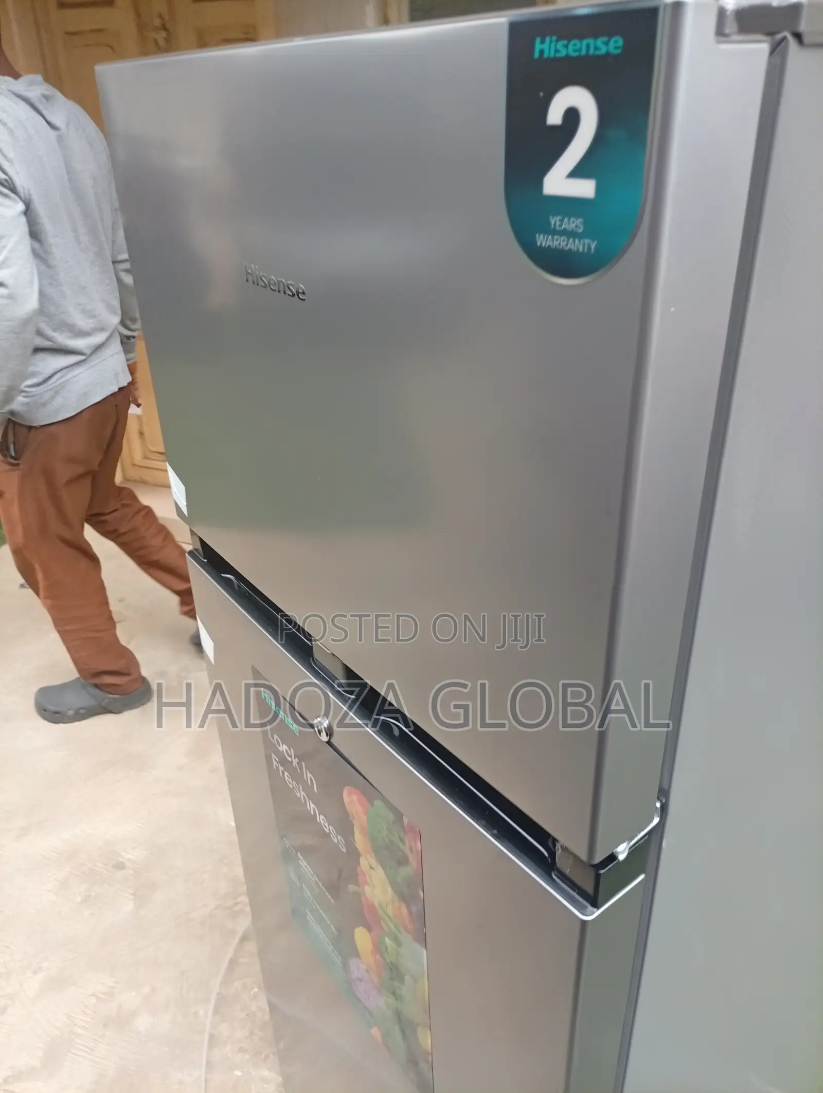 Hisense Large Home Refrigerator With Separate Freezer