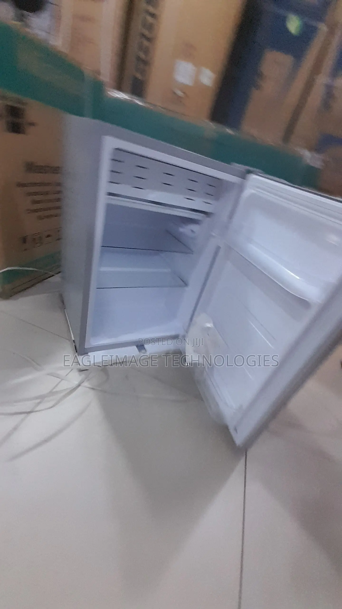 Glamstar GFR-90S-E Refrigerator for Home Use